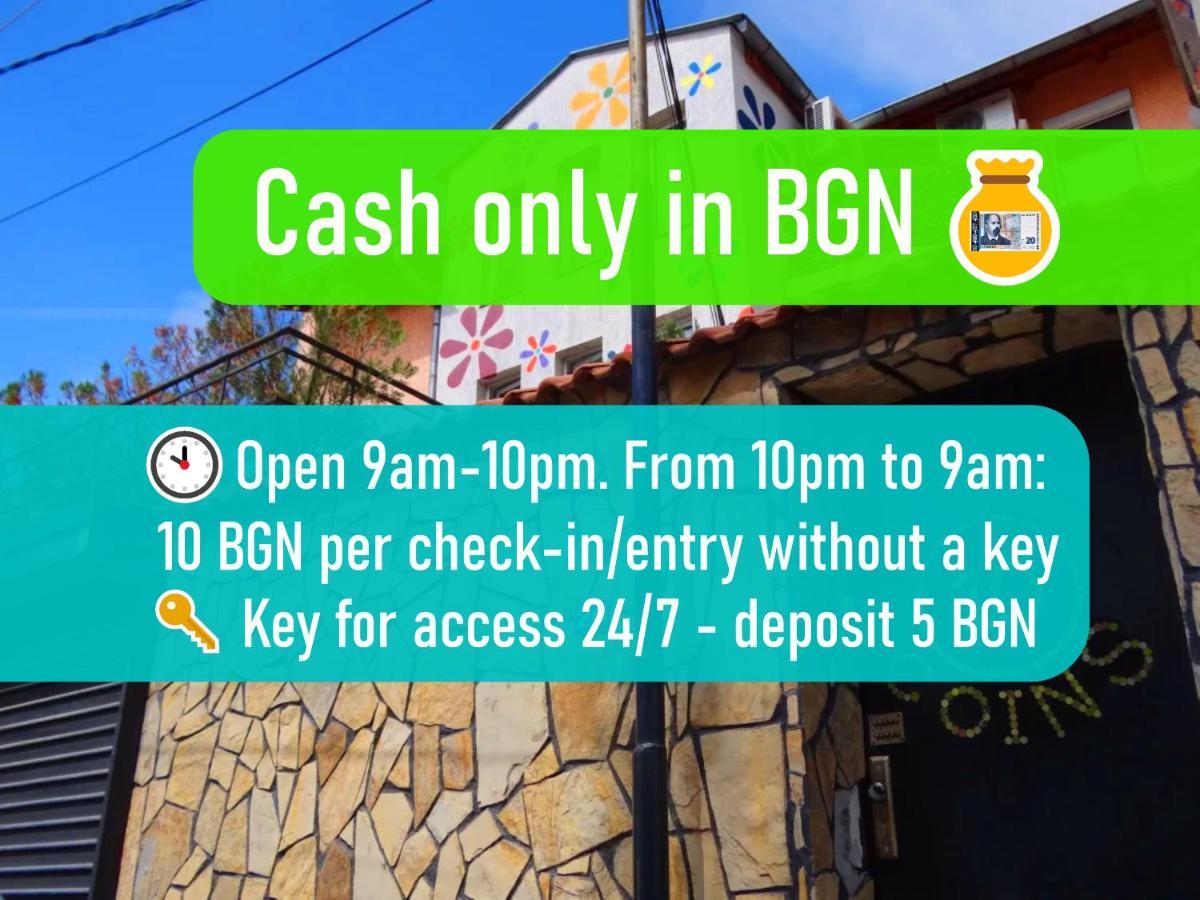 10 Coins Hostel & Tours Sofya Dış mekan fotoğraf
