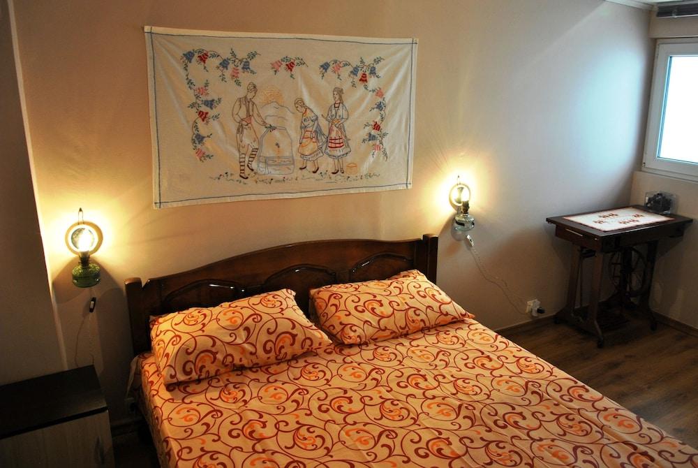 10 Coins Hostel & Tours Sofya Dış mekan fotoğraf