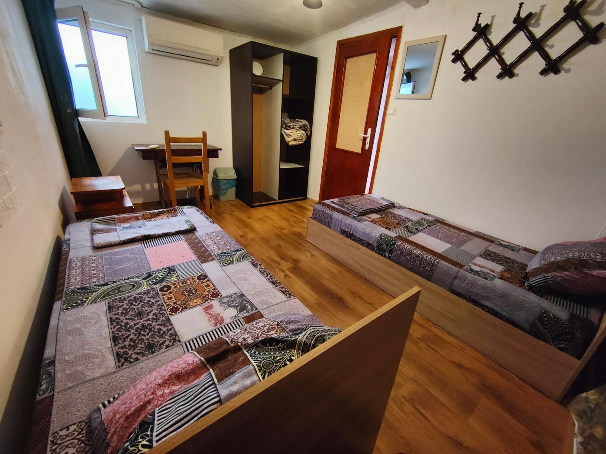 10 Coins Hostel & Tours Sofya Dış mekan fotoğraf