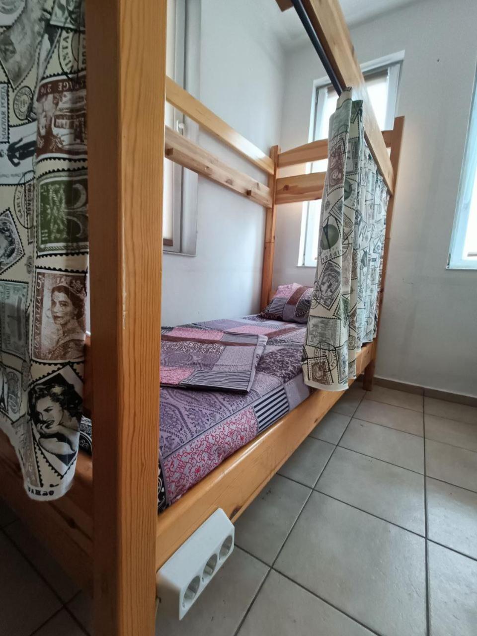 10 Coins Hostel & Tours Sofya Oda fotoğraf