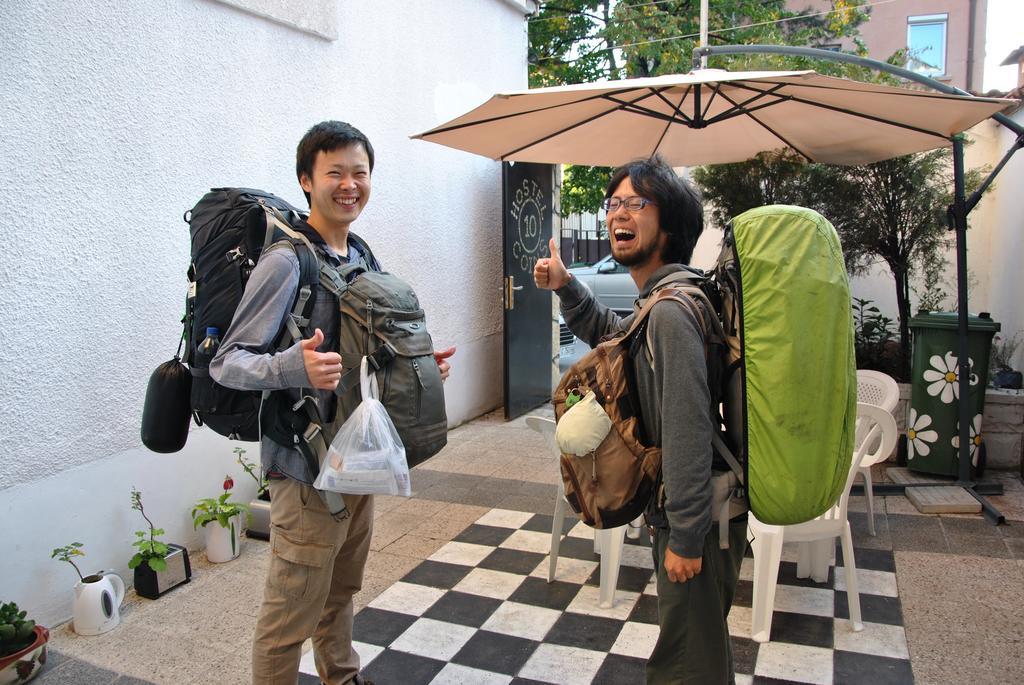 10 Coins Hostel & Tours Sofya Dış mekan fotoğraf