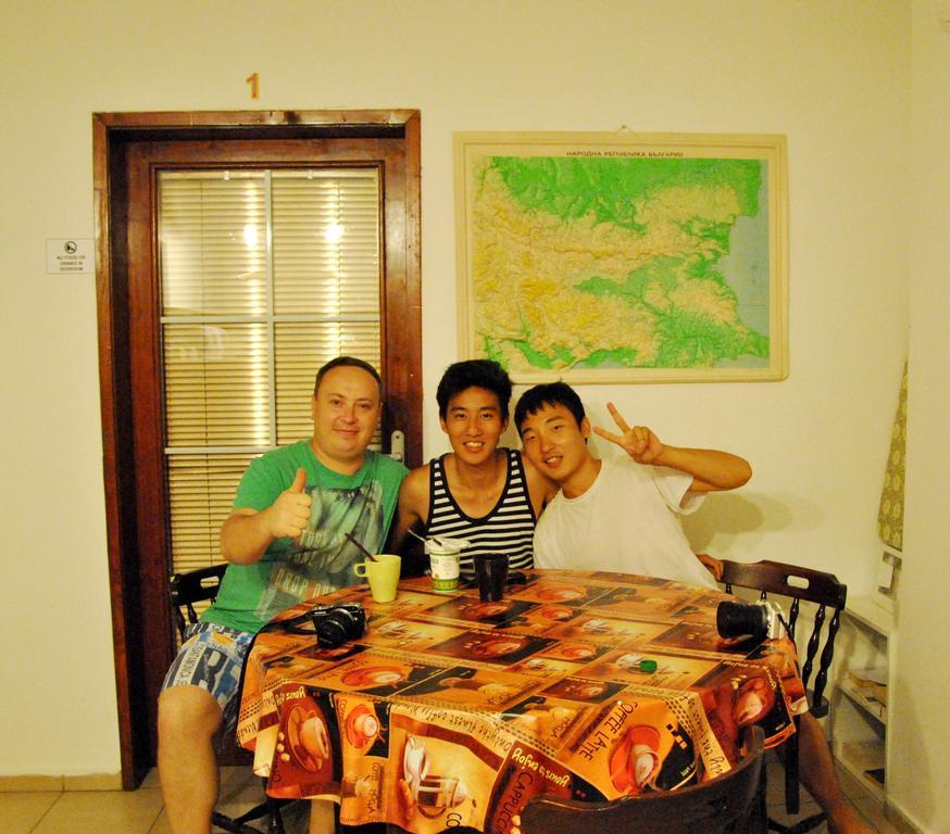 10 Coins Hostel & Tours Sofya Dış mekan fotoğraf