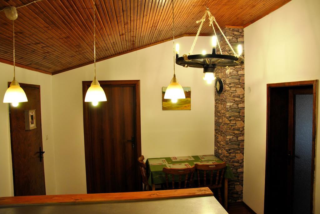 10 Coins Hostel & Tours Sofya Dış mekan fotoğraf