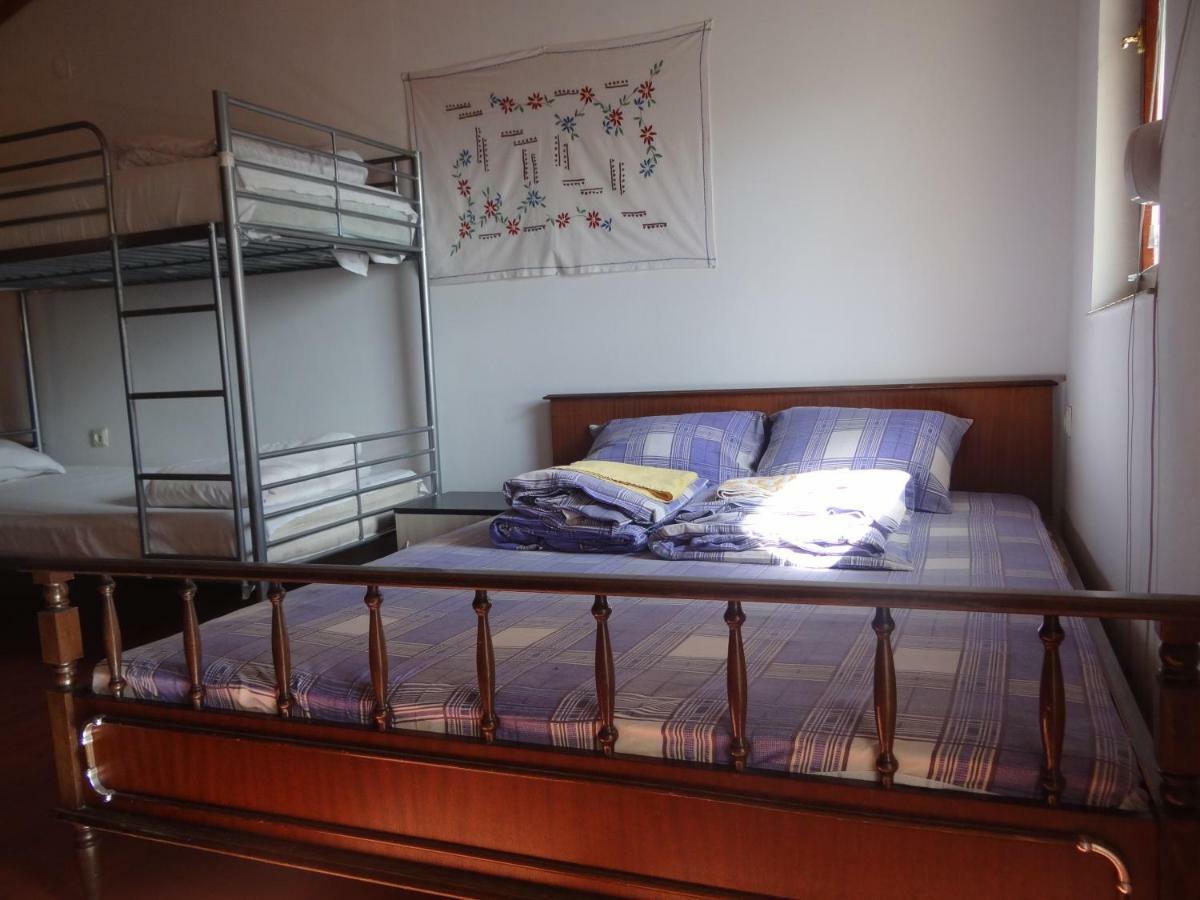 10 Coins Hostel & Tours Sofya Dış mekan fotoğraf